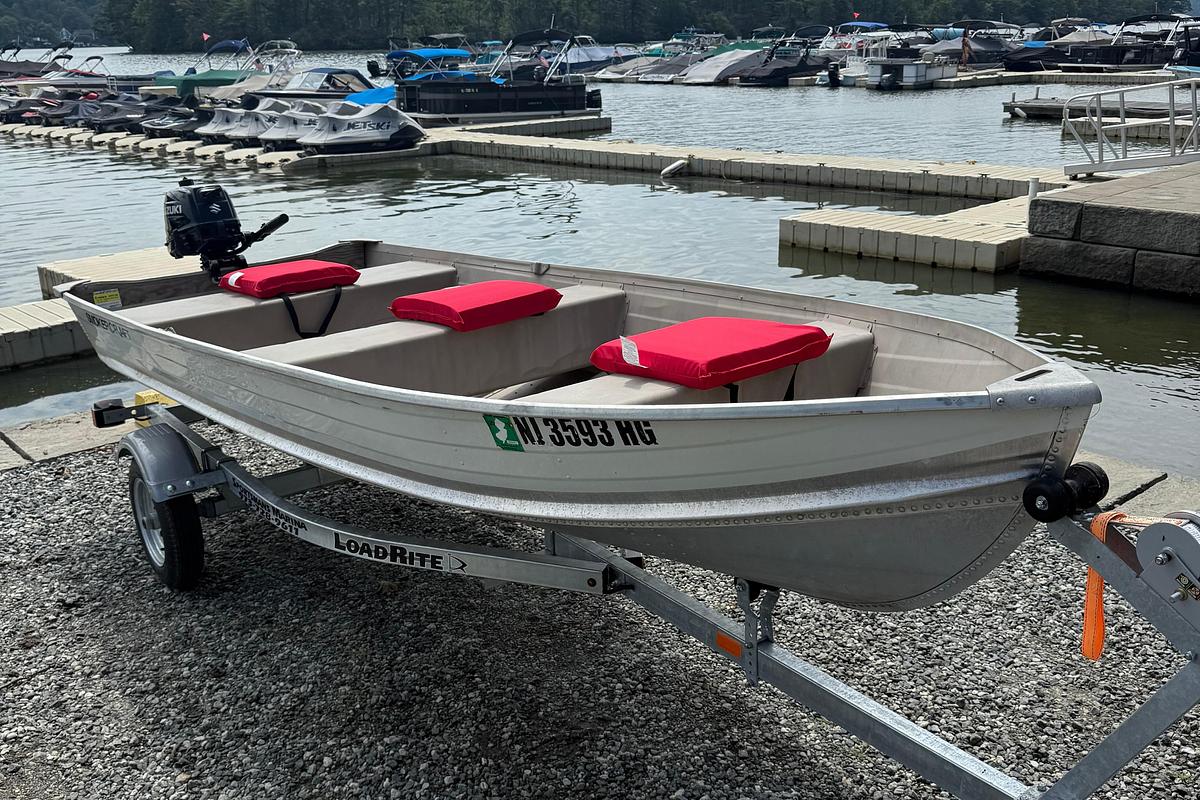 Used 2014 Smoker Craft Angler 14 T