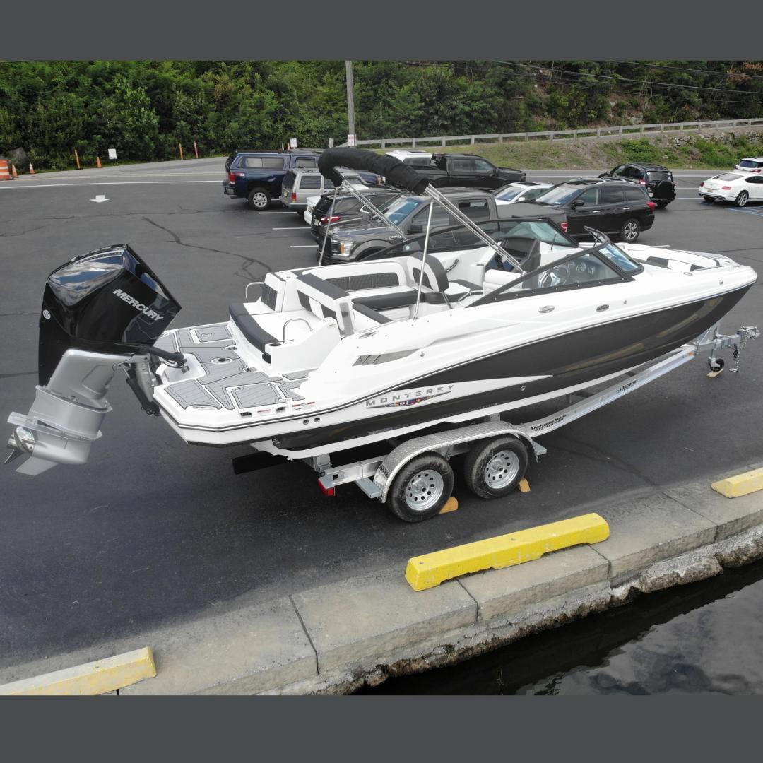 2025 Monterey M45 Series