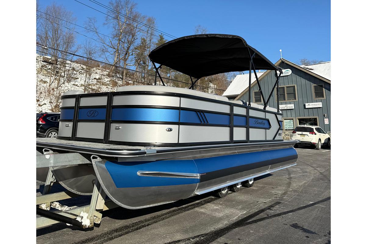 2026 Bentley Pontoons Bolt 223