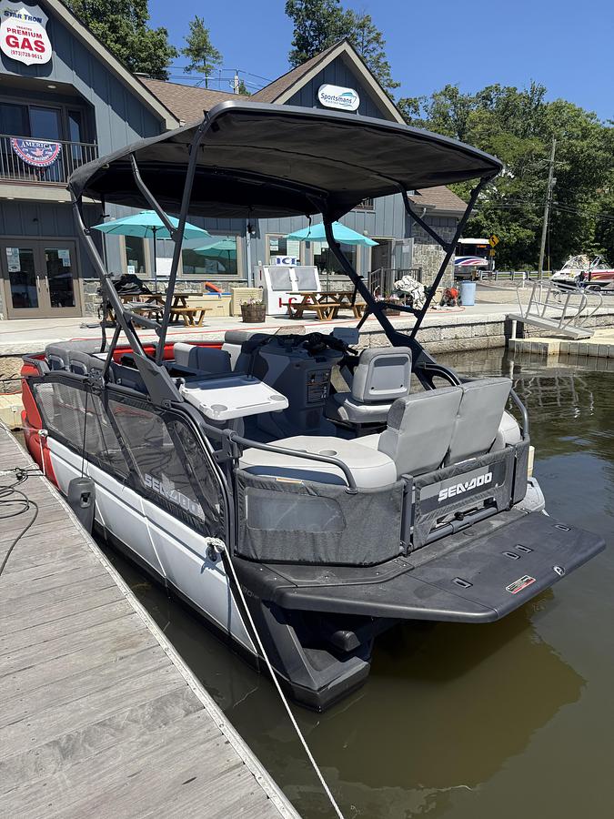 Used 2023 SeaDoo Switch 46PX