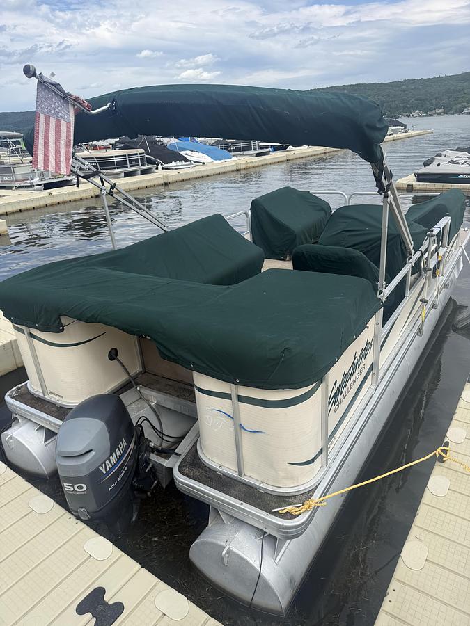 Used 2004 Godfrey Sweetwater Challenger 200ES