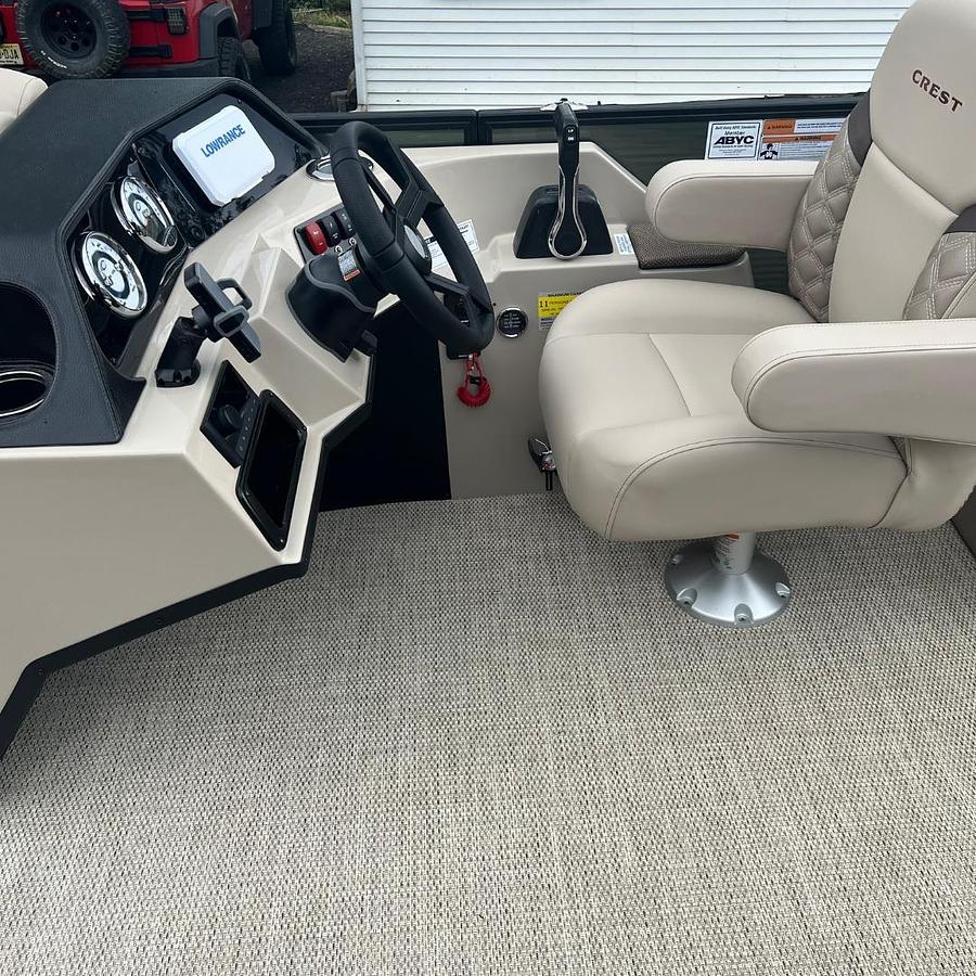 2025 Crest Classic 220 SLC