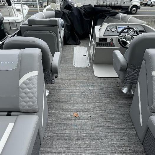 2024 Crest Classic DLX 220