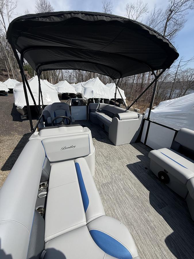 2026 Bentley Pontoons Bolt 203
