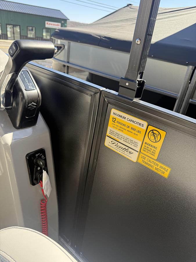 Used 2026 Bentley Pontoons Bolt 223