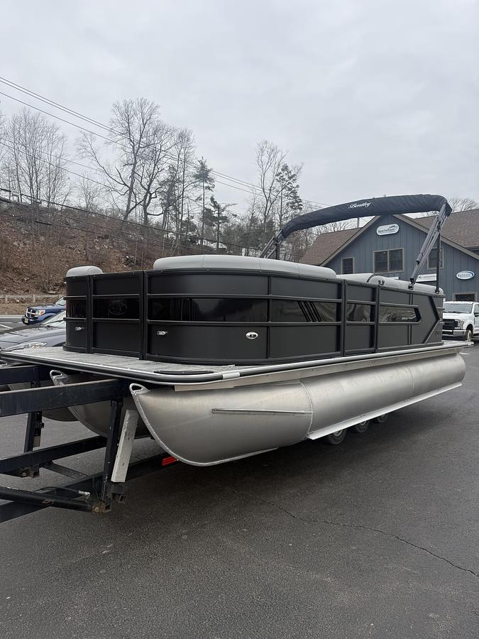 2026 Bentley Pontoons Bolt 203