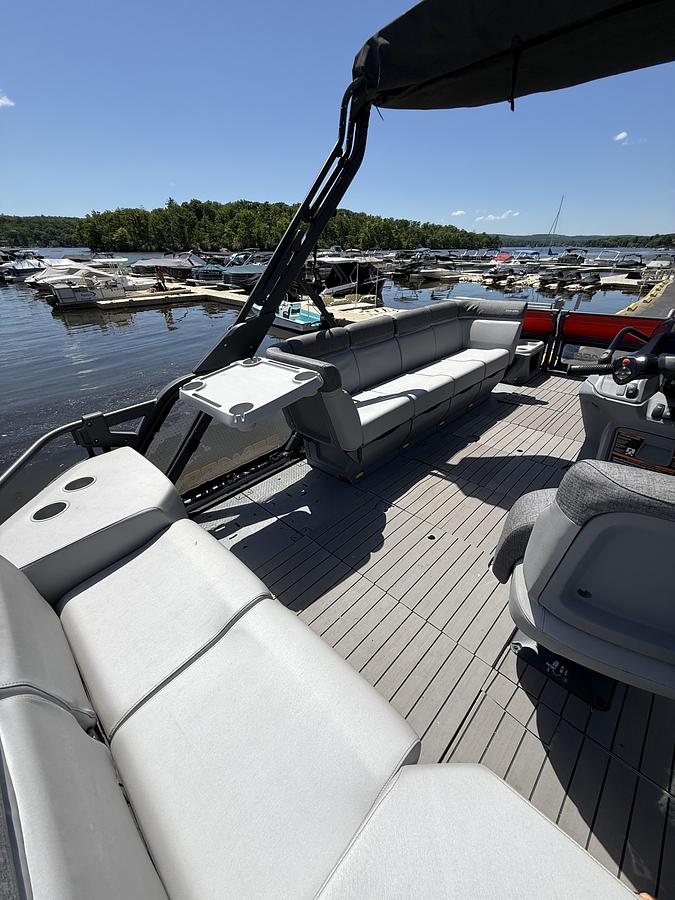 Used 2023 SeaDoo Switch 46PX