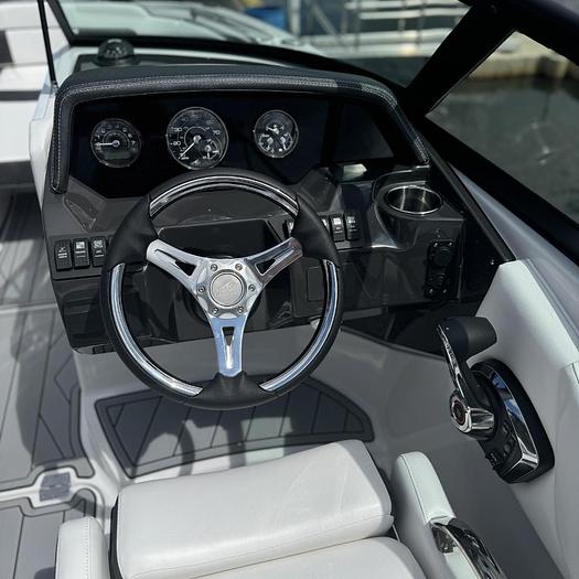 2025 Monterey M45 Series