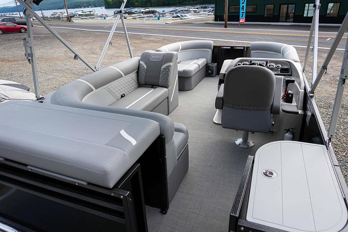 2024 Crest Classic DLX 200