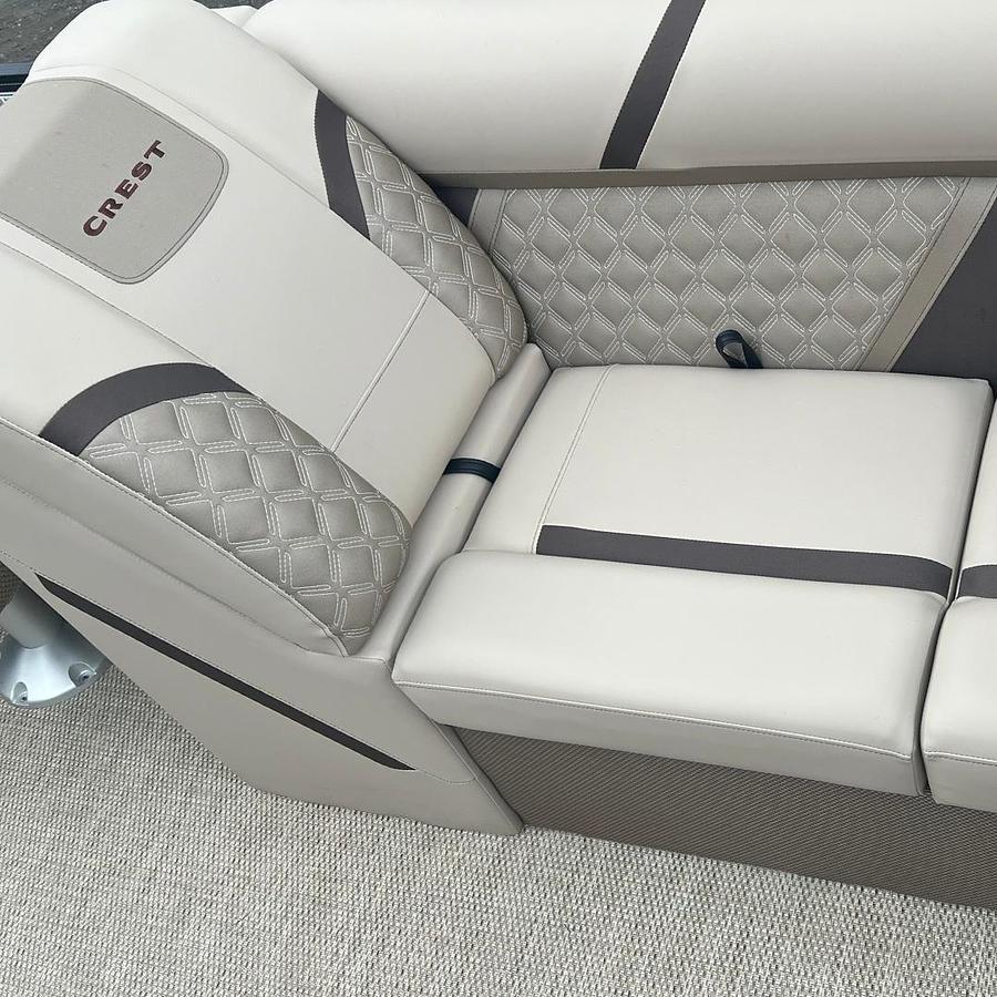 2025 Crest Classic 220 SLC