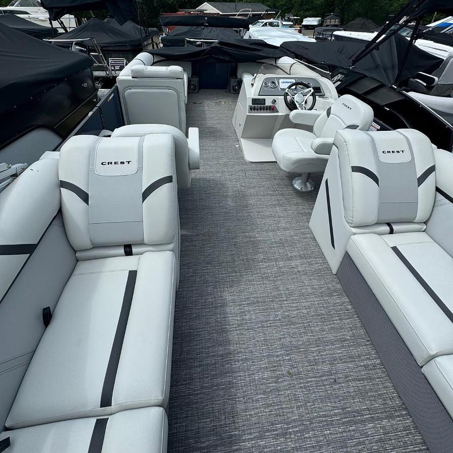 New 2024 Crest Classic LX 220