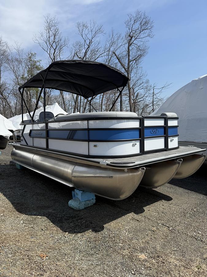 2026 Bentley Pontoons Bolt 203