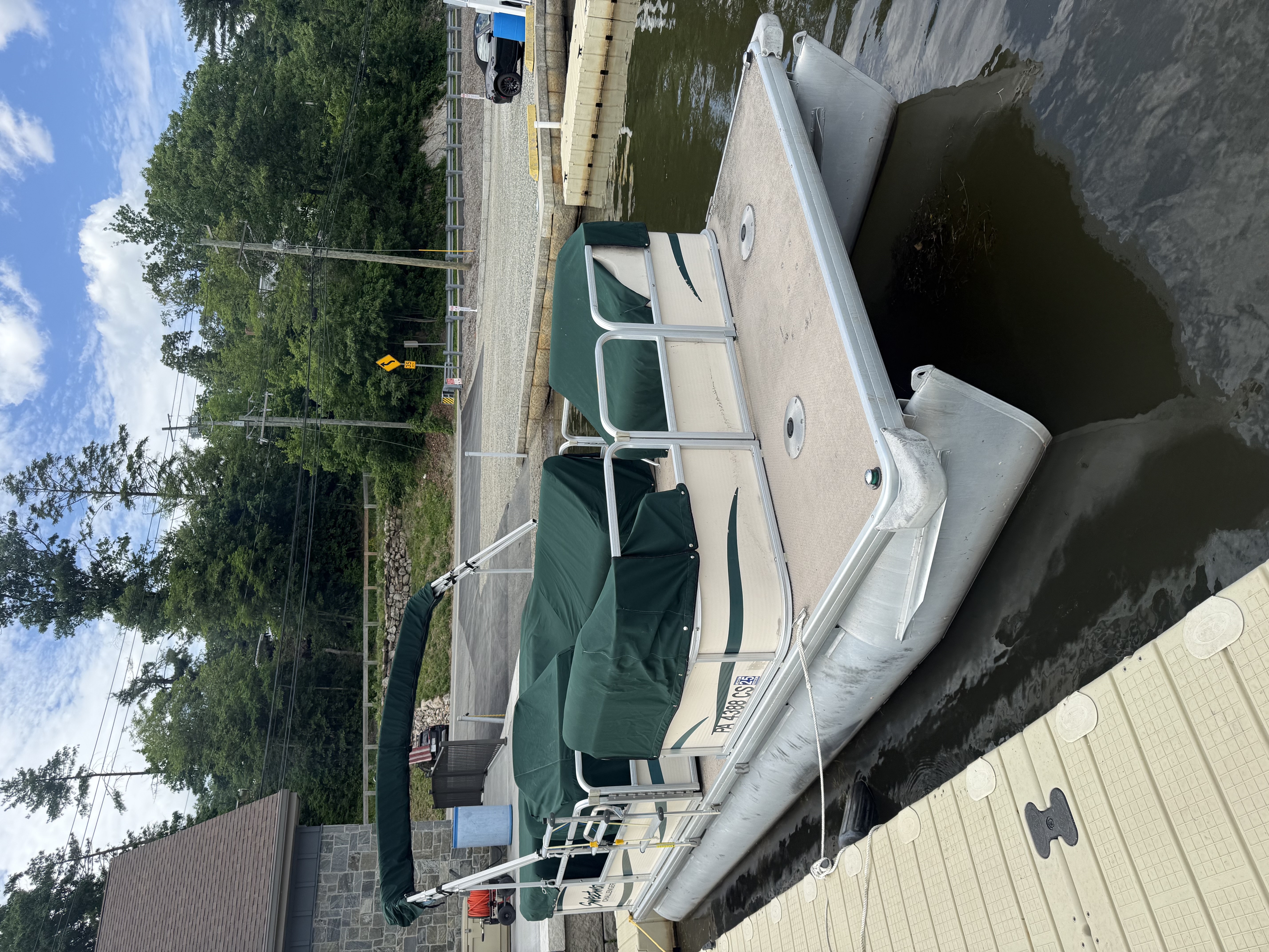 Used 2004 Godfrey Sweetwater Challenger 200ES
