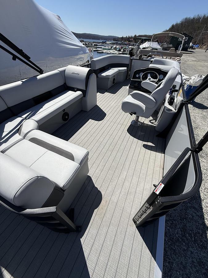 Used 2024 Bentley Pontoons 203 Legacy Cruise XL