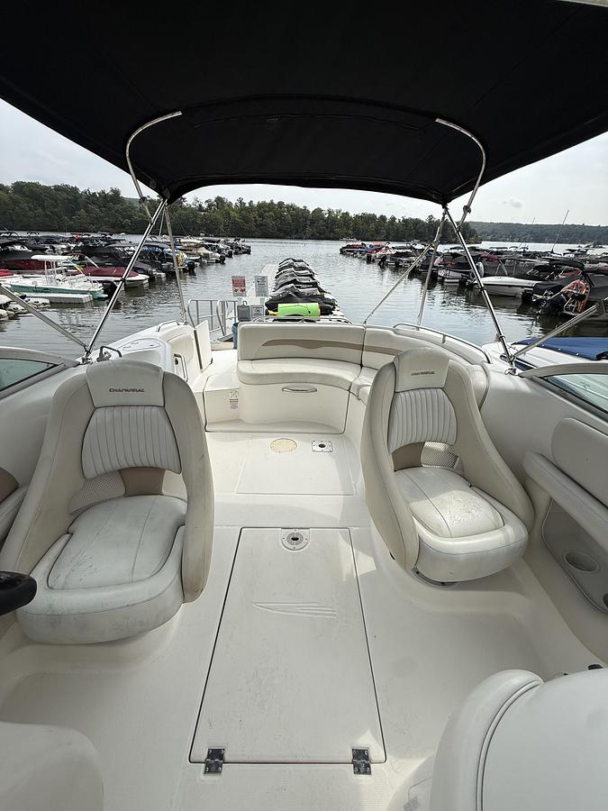 Used 2002 Chaparral 243 Sunesta