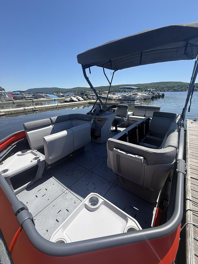 Used 2023 SeaDoo Switch 46PX