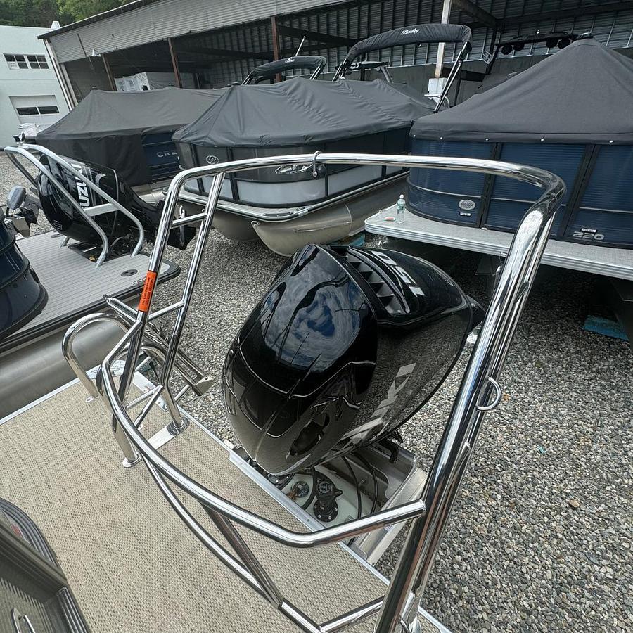 2024 Crest Classic LX 220