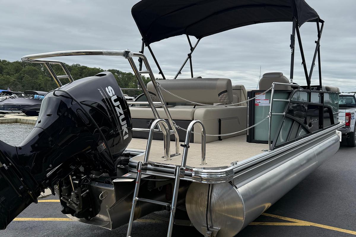 2026 Crest Conquest 230 SLSC