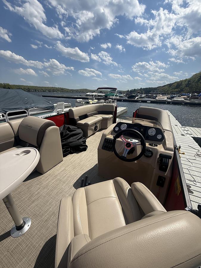 Used Bentley Pontoons 20 LE