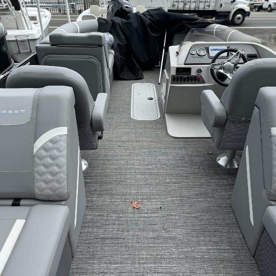 2024 Crest Classic DLX 220