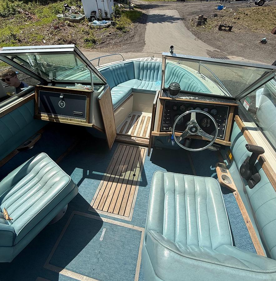 Used 1984 Cobalt 19 ft Bowrider