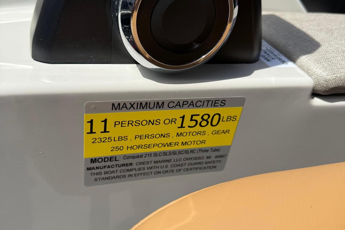 2026 Crest Conquest 215 SLS