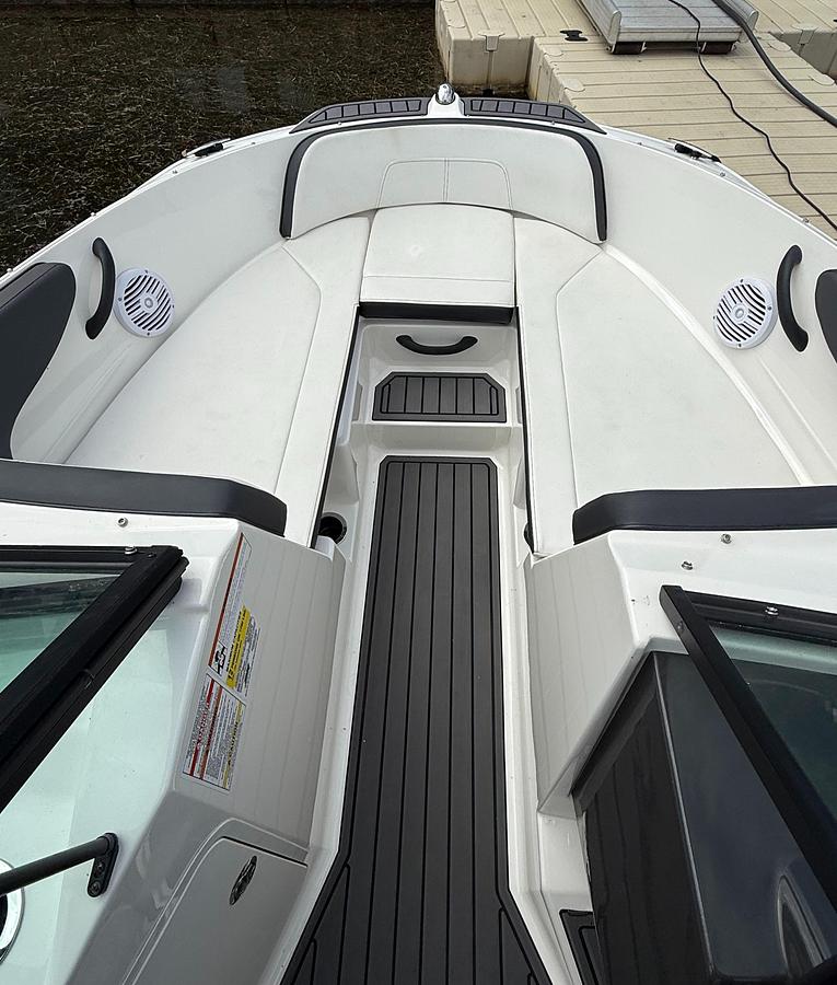 Used 2018 Sea Ray SPX 210