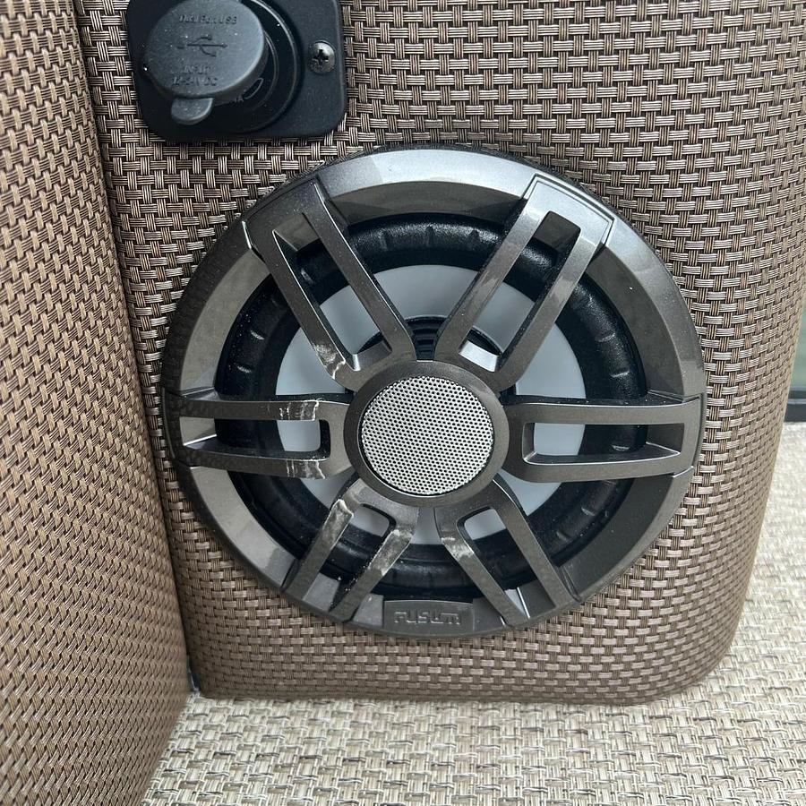 2025 Crest Classic 220 SLC