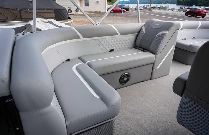 2024 Crest Classic DLX 200