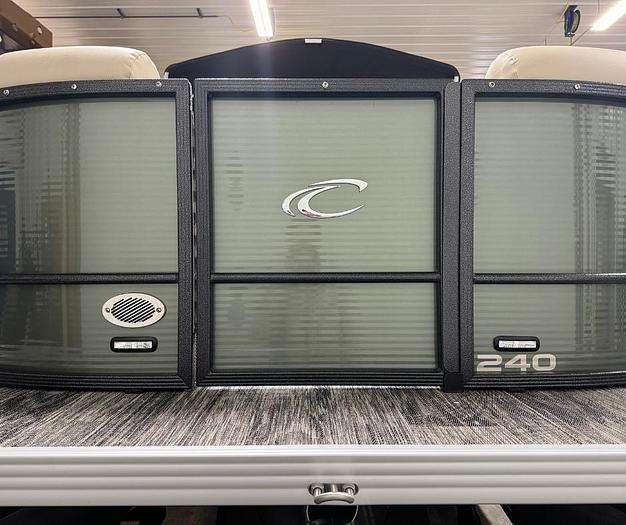 2024 Crest Classic LX 240