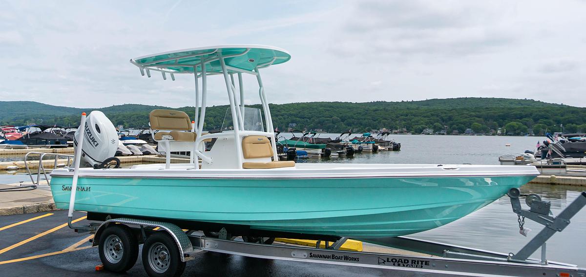 2023 Savannah 220IS