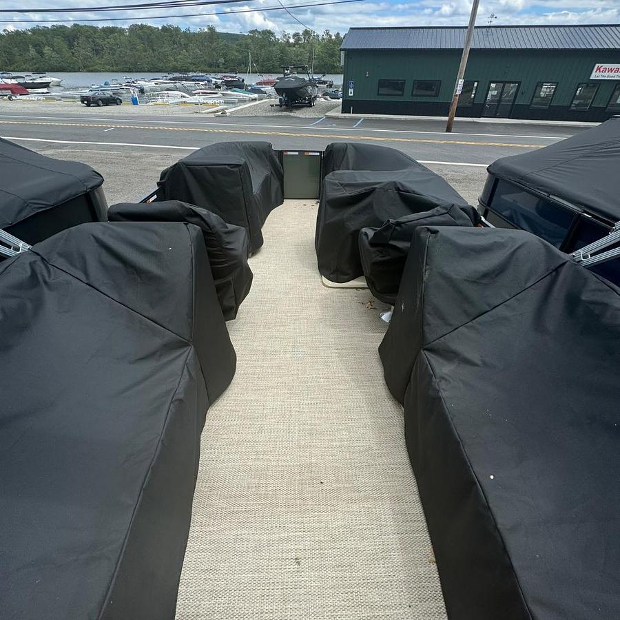 2024 Crest Classic LX 220