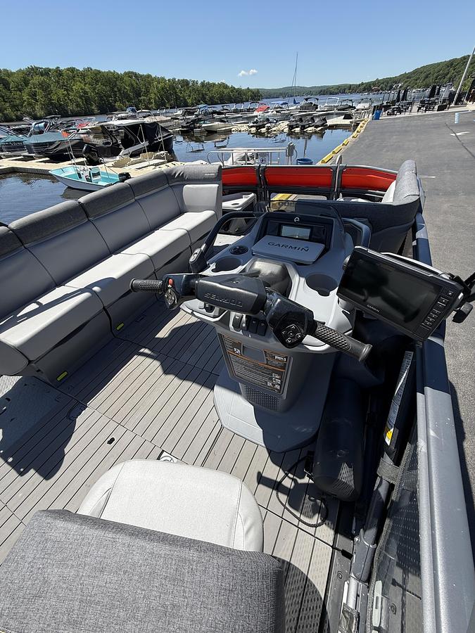 Used 2023 SeaDoo Switch 46PX