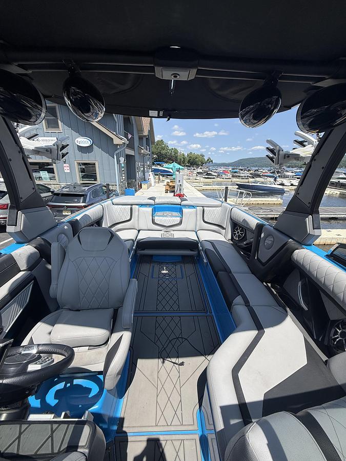 Used 2019 Tige ZX5