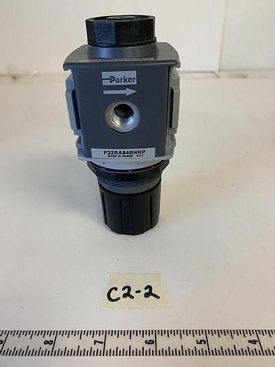Parker 3/8" &5/8”Regulator P32RA94BNNP New No Box Fast Shipping!~Warr