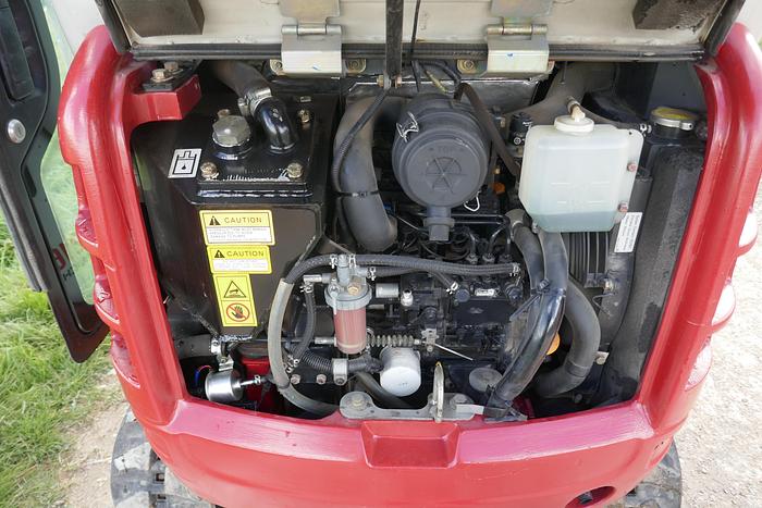 Used 2015 TAKEUCHI TB216