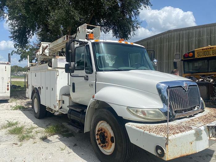 Used 2002 International 4300 DT466