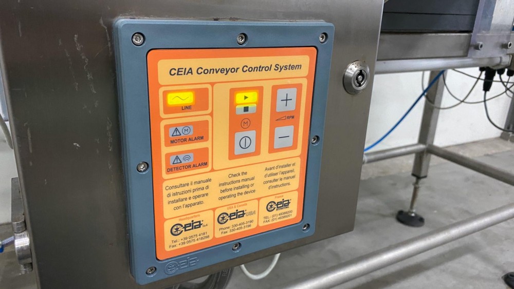 Used Ceia THS/3F metal detector