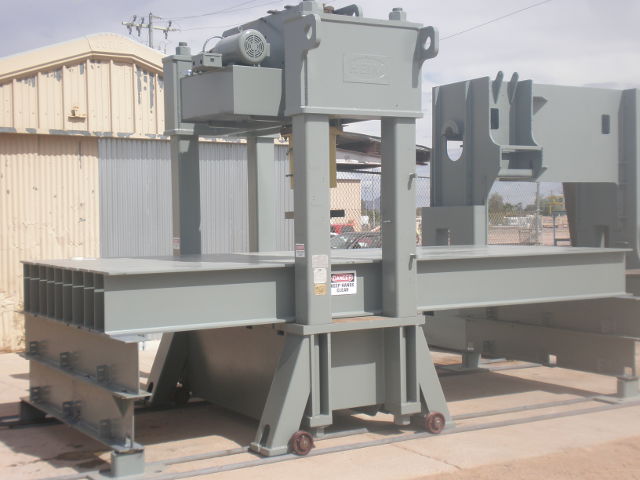 Used 200 Ton Atlas-Parker Hydraulic Straightening Press