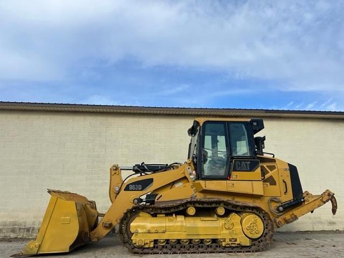 Used 2010 CAT 963D/ with ripper