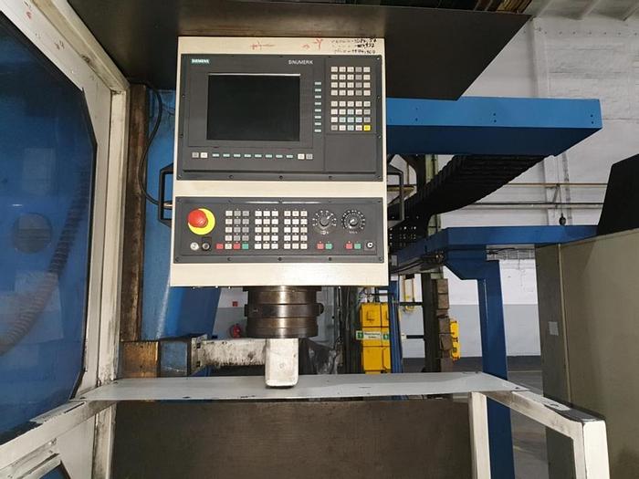 Used Frezarka TOS KURIM FRFQ 200 KR/A6