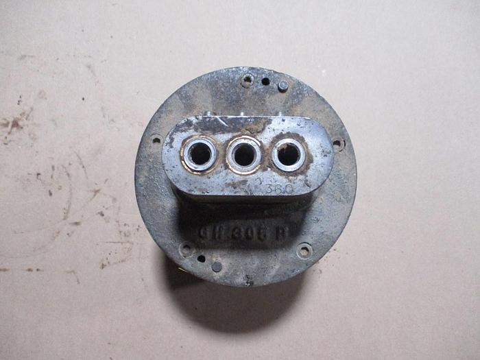 Used RICHARDSON 3-SPINDLE  BORING HEAD