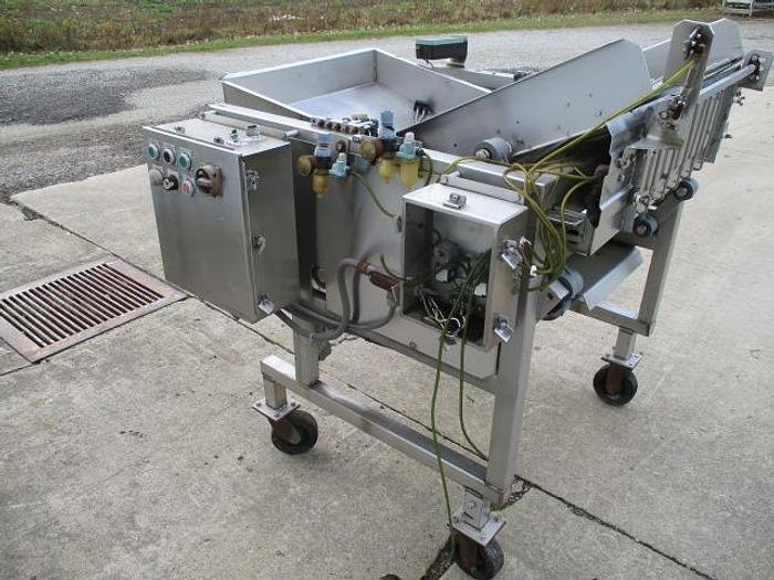 Used Magnuson Shufflo Feeder FDR/ALGNR, Md #346001 for Orienting & Feeding