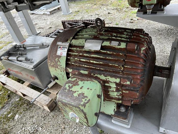 Used 250 CU. FT. RIBBON BLENDER - T316 S/S - 75 HP