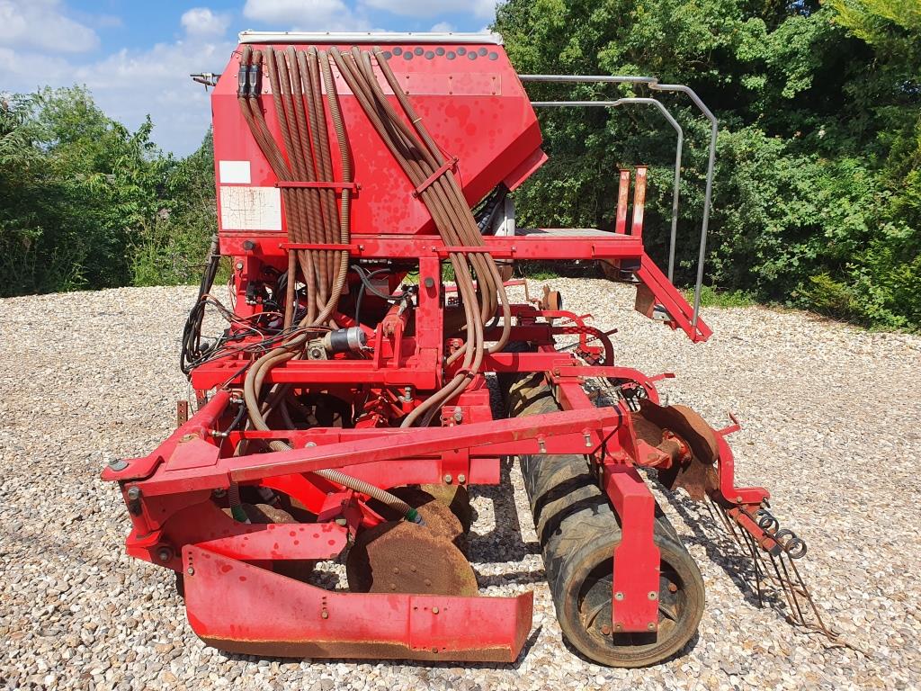 Used He-Va Fanterra 4m Disc Drill