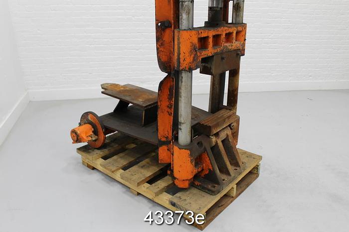 Used Brinkley Tail Cutter #43373