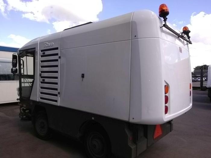 Gebruikt 2009 RAVO 530 STH