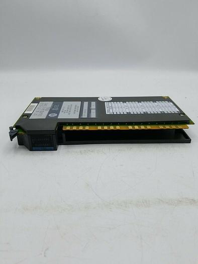 Used ALLEN BRADLEY 1771-IQ16 A ISOLATED INPUT MODULE 24VDC