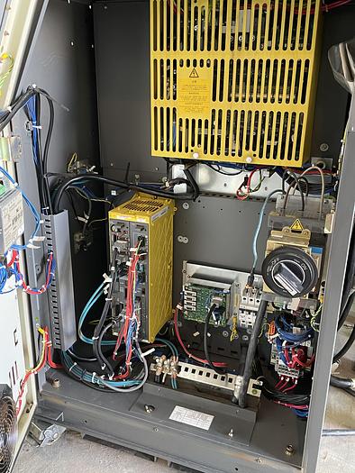 Used R2000iB/100P 6 AXIS ROBOT WITH R30iA CONTROLLER 3500 MM X 100 KG