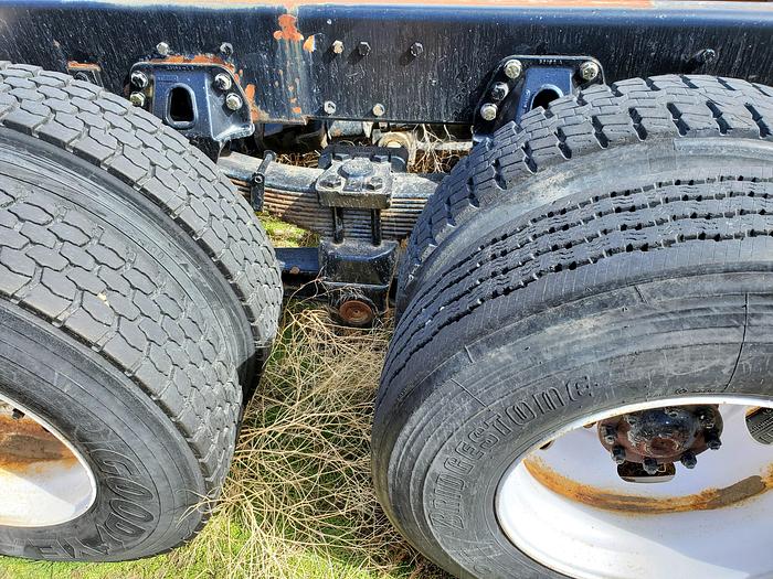 Used Sterling L7501 Chassis Truck - Allison Trans